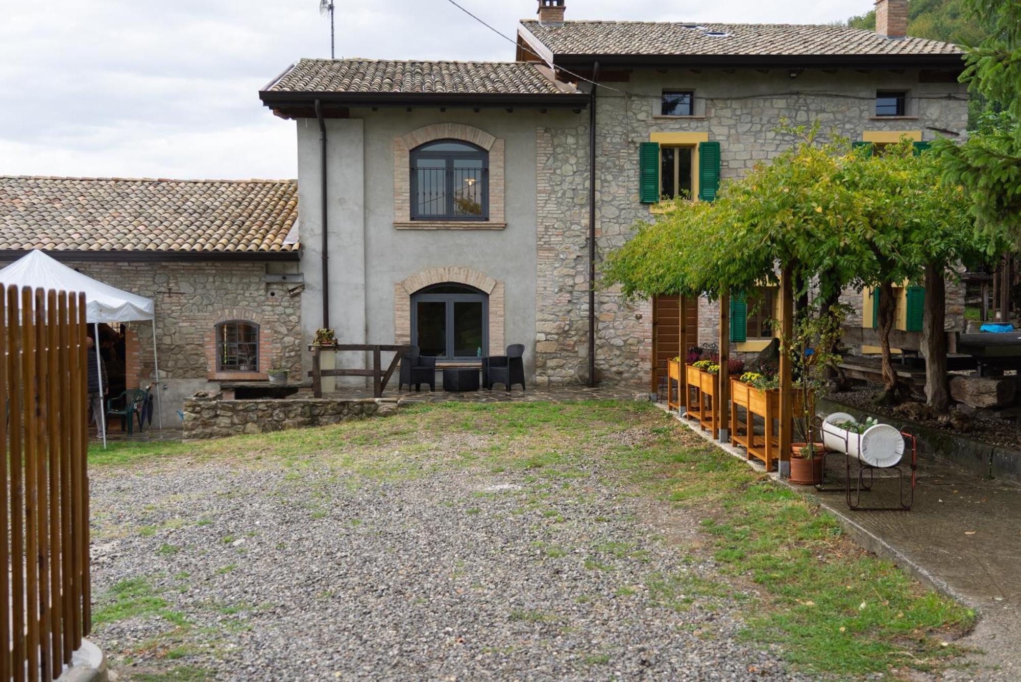 Fattoria Branciana Bed and Breakfast Rossena Exteriör bild